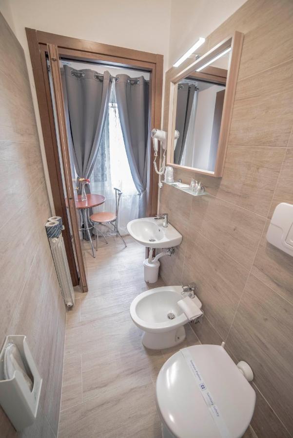 Galleria Frascati Rooms And Apartment Dış mekan fotoğraf